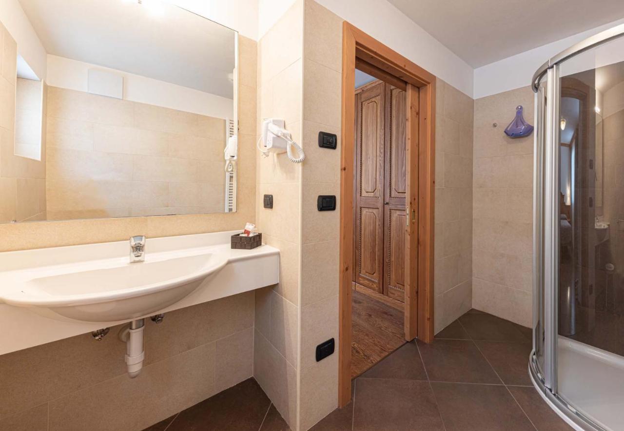 Residence Adler San Martino Di Castrozza Exterior photo